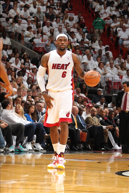 据多场次回 据多场次回